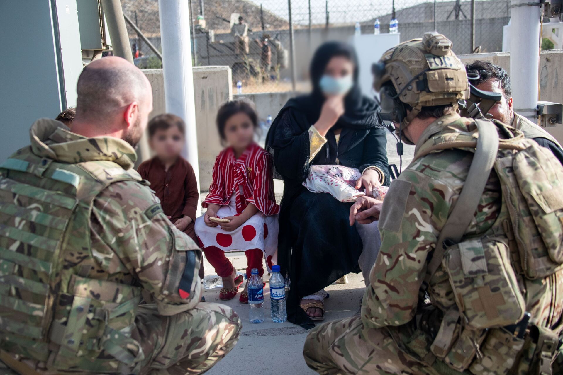 Members of the UK Armed Forces who continue to take part in the evacuation of entitled personnel from Kabul airport, in Kabul, Afghanistan August 19-22, 2021 - Sputnik International, 1920, 07.09.2021