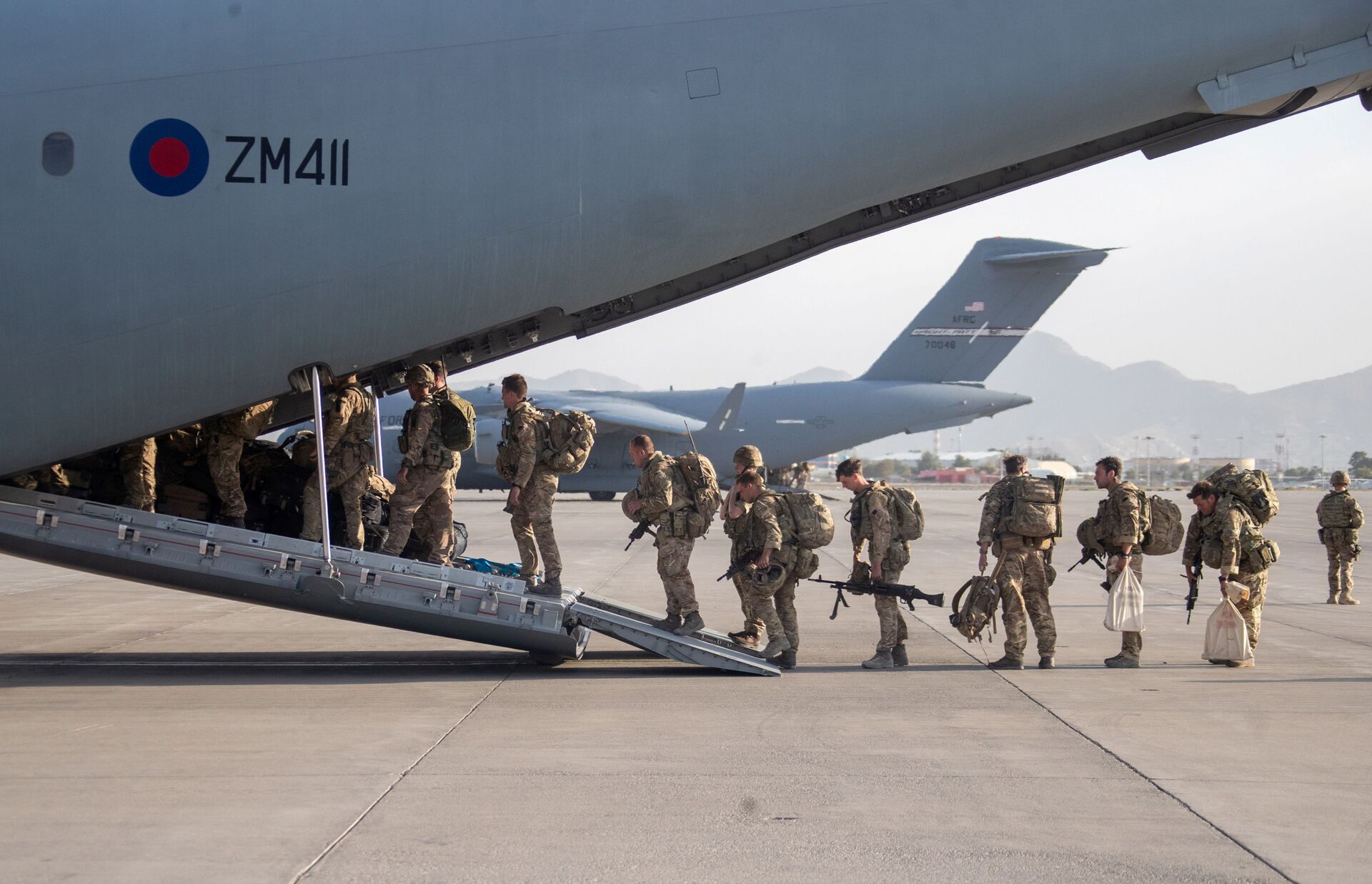 UK military personnel board an A400M aircraft departing Kabul, Afghanistan August 28, 2021 - Sputnik International, 1920, 07.09.2021
