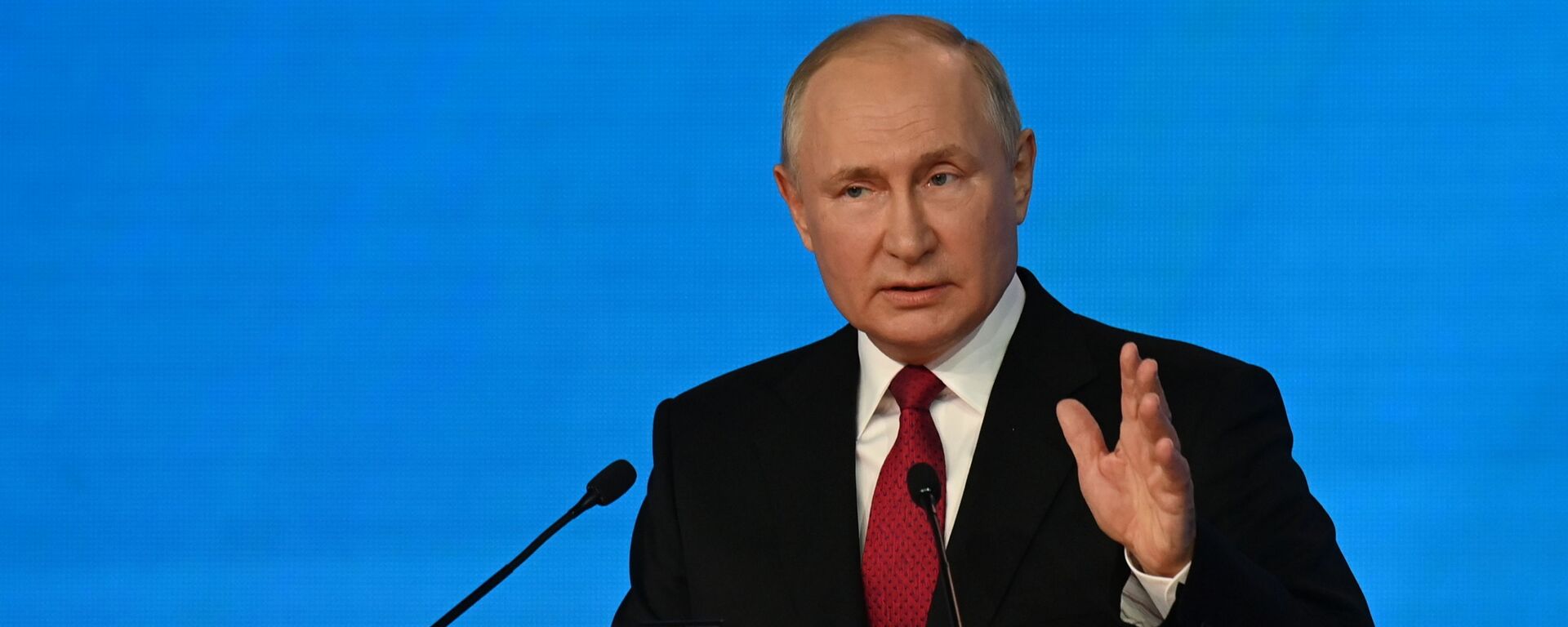 Russian President Vladimir Putin delivers a speech at a congress of the ruling United Russia party in Moscow, Russia August 24, 2021 - Sputnik International, 1920