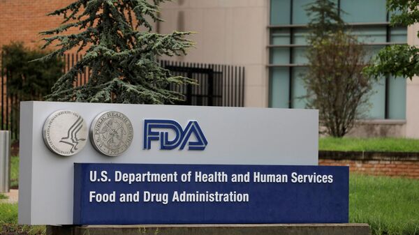  Signage is seen outside of the Food and Drug Administration (FDA) headquarters in White Oak, Maryland, U.S., August 29, 2020 - Sputnik International