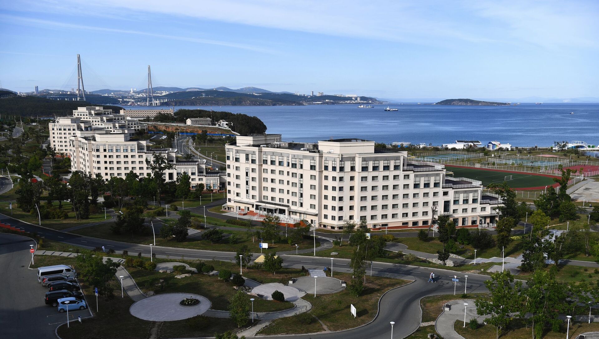 View of the campus of the Far Eastern Federal University (FEFU) on the shores of the Ajax Bay in Vladivostok, Russia where the Eastern Economic Forum (EEF) will be held between 2 and 4 September 2021. - Sputnik International, 1920, 02.09.2021