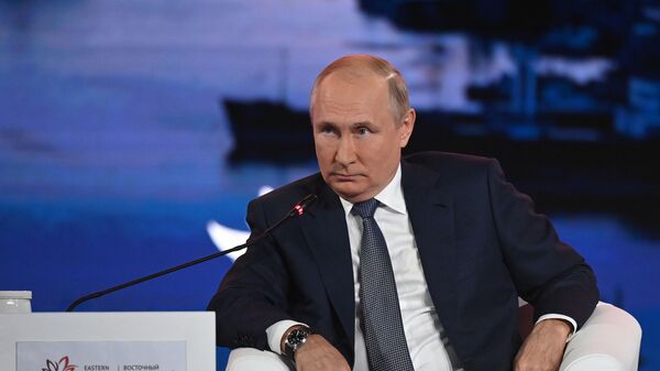 Russian President Vladimir Putin during Eastern Economic Forum - Sputnik International