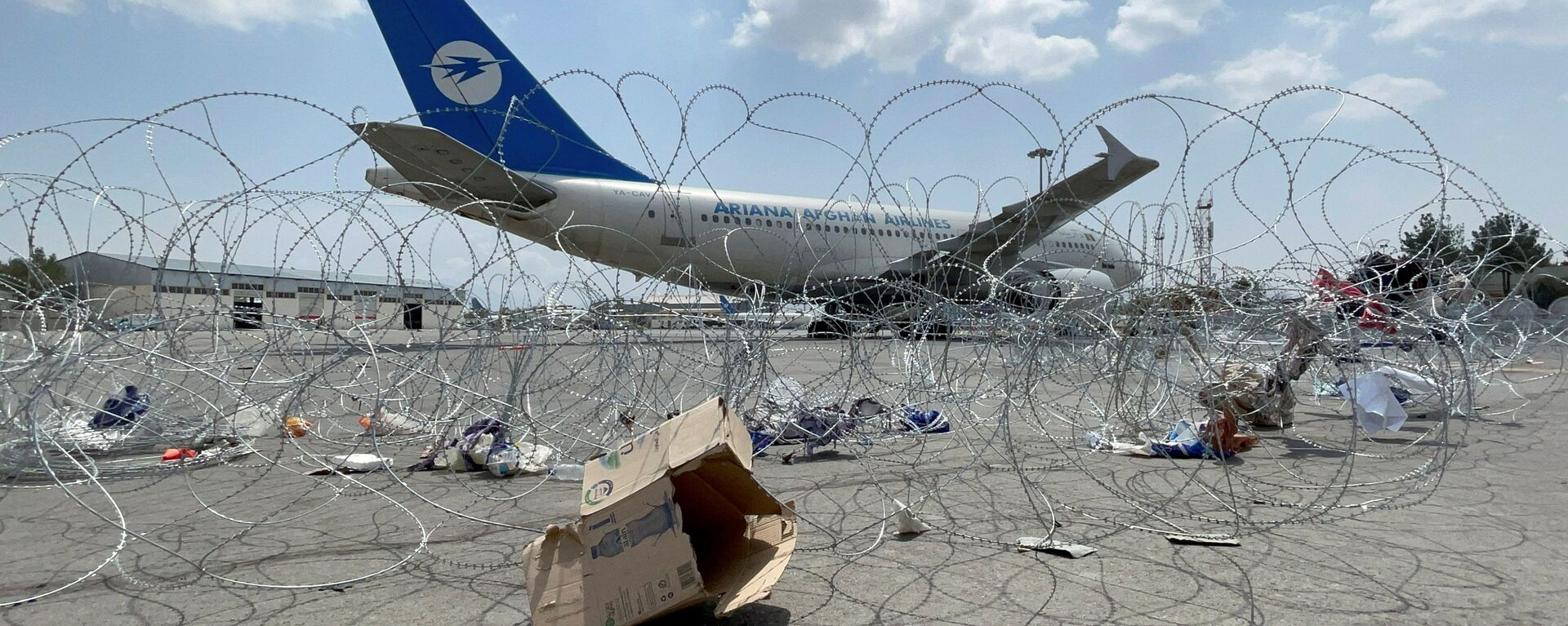 A commercial airplane is seen at the Hamid Karzai International Airport a day after U.S troops withdrawal in Kabul, Afghanistan August 31, 2021 - Sputnik International, 1920, 13.09.2021