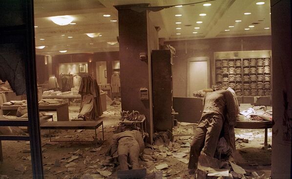 This photo taken on 11 September 2001 shows mannequins on the floor of the Brooks Brothers&#x27; shop in New York near the World Trade Center after the twin towers collapsed. The store had been turned into a makeshift mortuary. - Sputnik International