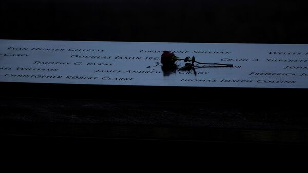 A rose is placed at the 9/11 Memorial ahead of the 20th anniversary of the September 11 attacks in Manhattan, New York City, U.S., September 10, 2021. - Sputnik International