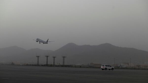 A Qatar Airways flight takes off from the international airport in Kabul, Afghanistan, September 10, 2021. - Sputnik International