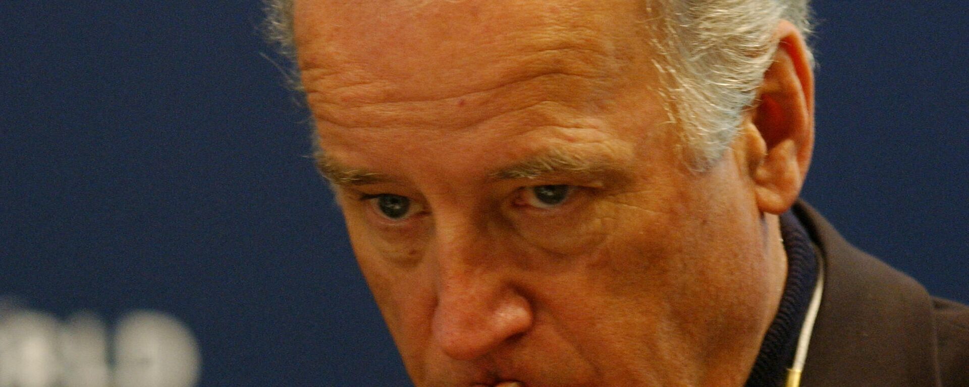 US Delaware Senator (D) Joseph R.Biden is seen  at the Breaking the Vicious Circle of the Arab-Israeli Conflict conference, 25 January 2004 at the World Economic Forum (WEF) in Davos - Sputnik International, 1920, 11.09.2021