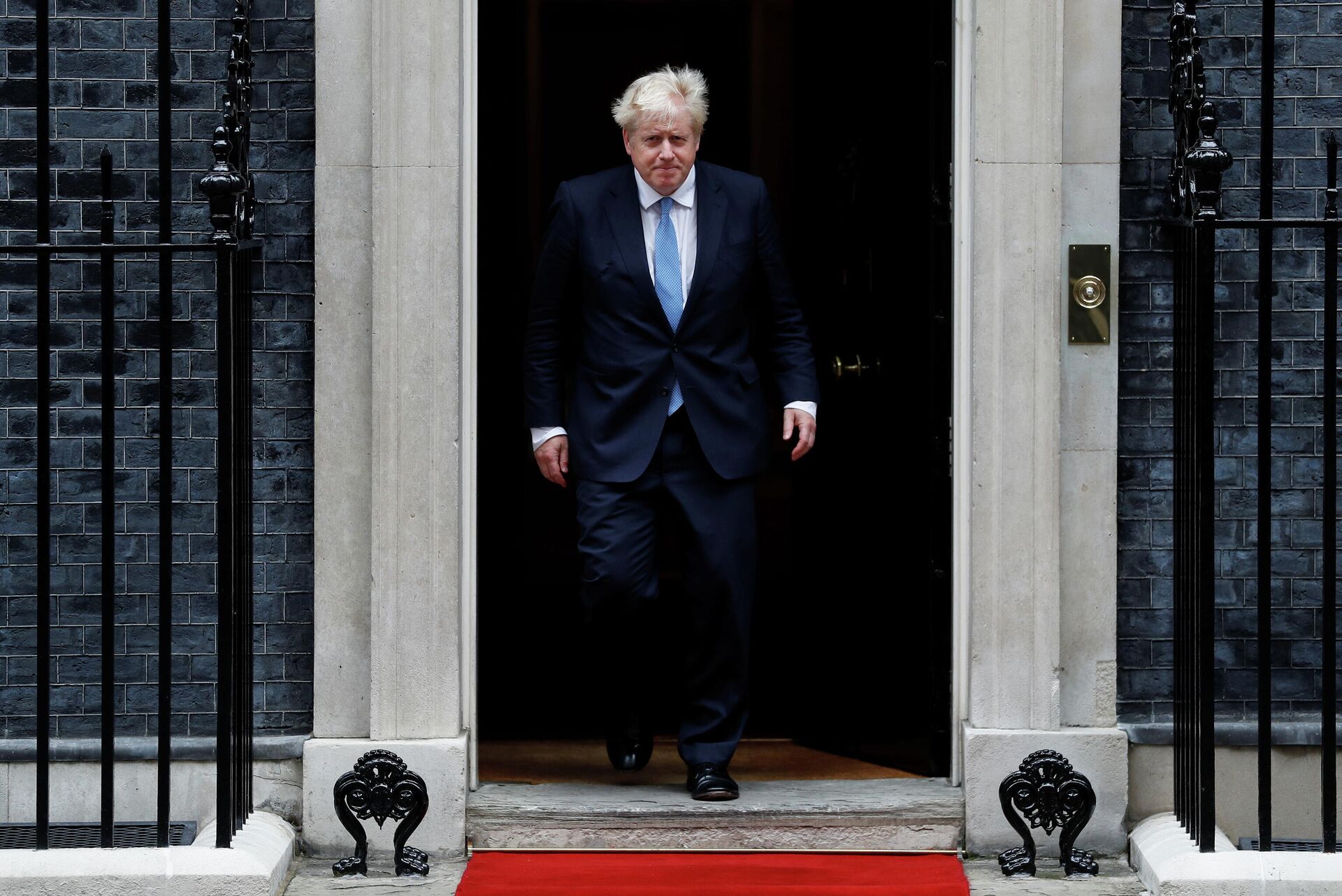 Britain's Prime Minister Boris Johnson walks on Downing Street in London, Britain, September 10, 2021.  - Sputnik International, 1920, 12.09.2021