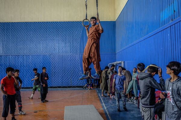 Youths play at a gymnasium in Kabul on 14 September 2021. - Sputnik International