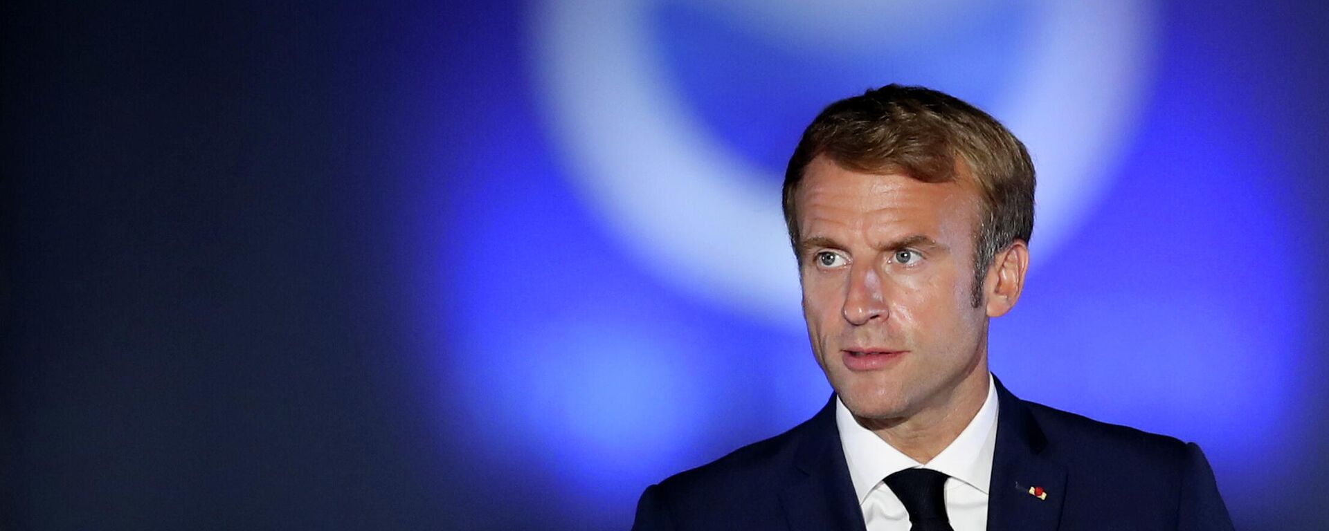 French President Emmanuel Macron looks on while delivering a statement during the 8th MED7 Mediterranean countries summit, in Athens, Greece, September 17, 2021. - Sputnik International, 1920, 05.10.2021