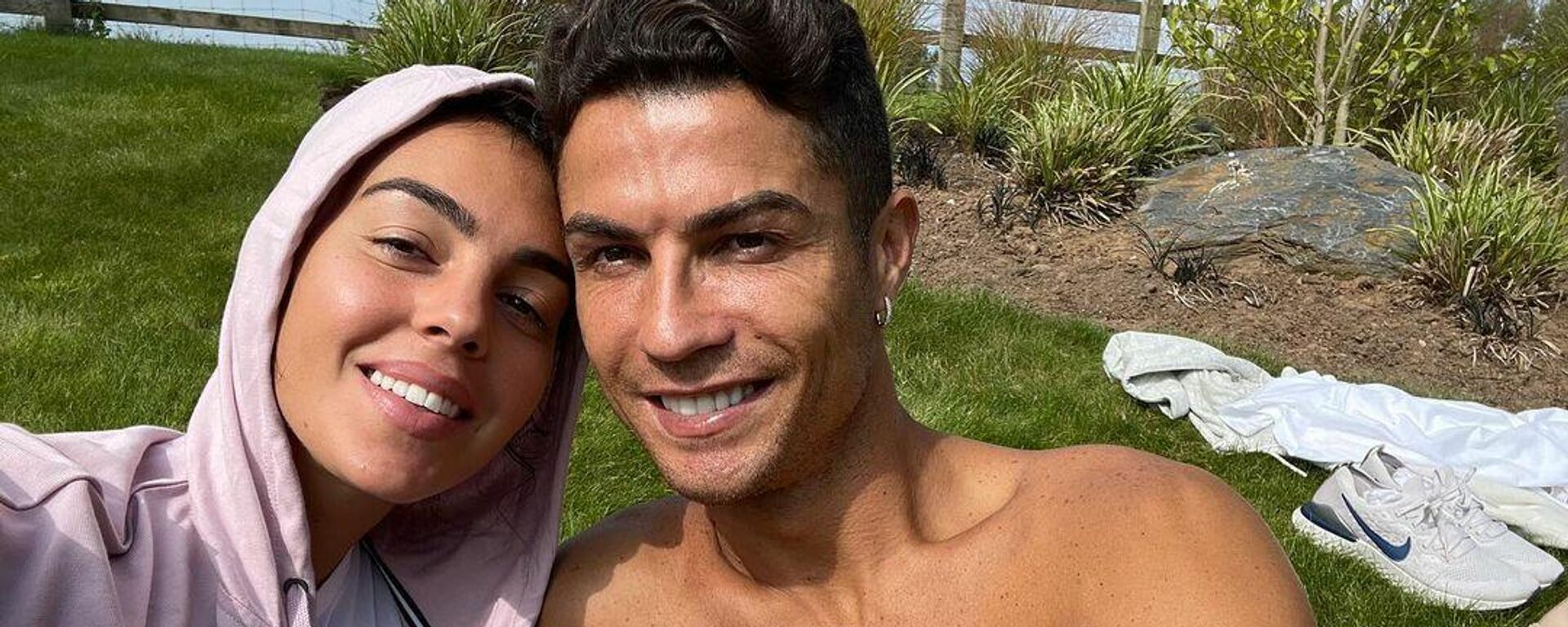 Cristiano Ronaldo and his girlfriend Georgina Rodriguez  - Sputnik International, 1920, 24.09.2021