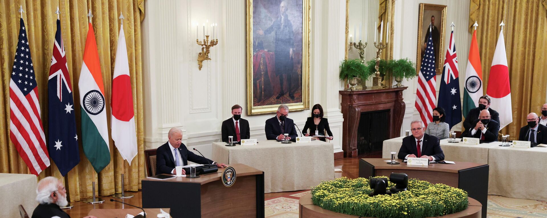 U.S. President Joe Biden hosts a 'Quad nations' meeting at the Leaders' Summit of the Quadrilateral Framework with India's Prime Minister Narendra Modi, Australia's Prime Minister Scott Morrison and Japan's Prime Minister Yoshihide Suga in the East Room at the White House in Washington, U.S., September 24, 2021. - Sputnik International, 1920, 25.09.2021