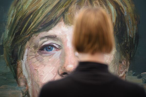 &quot;Portrait of Angela Merkel&quot; by  Colin Davidson at the London Art Fair. 19 January 2016. - Sputnik International