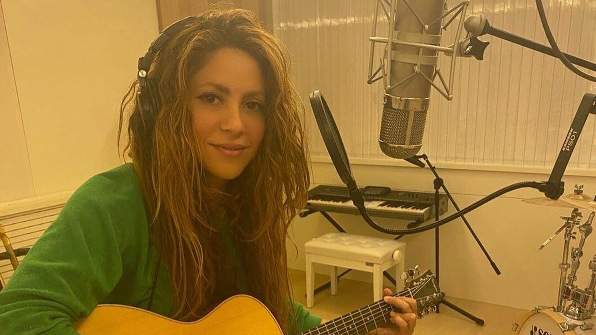 Shakira on an Instagram photo dated September 15, 2021. - Sputnik International, 1920, 01.10.2021