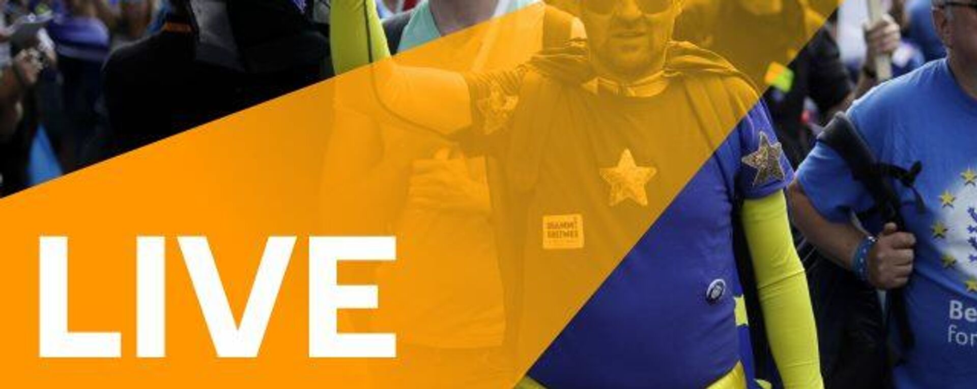 UK Protesters Hold 'Rejoin the EU' Rally in Manchester Ahead of Conservative Party Conference - Sputnik International, 1920, 02.10.2021