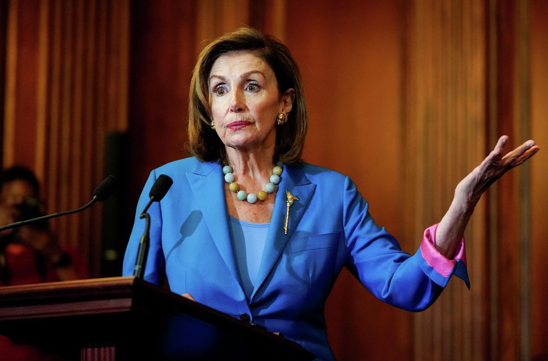 U.S. House Speaker Nancy Pelosi (D-CA) speaks while signing the continuing resolution to avoid a U.S. government shutdown during a bill enrollment ceremony on Capitol Hill in Washington, U.S., September 30, 2021 - Sputnik International, 1920, 05.10.2021