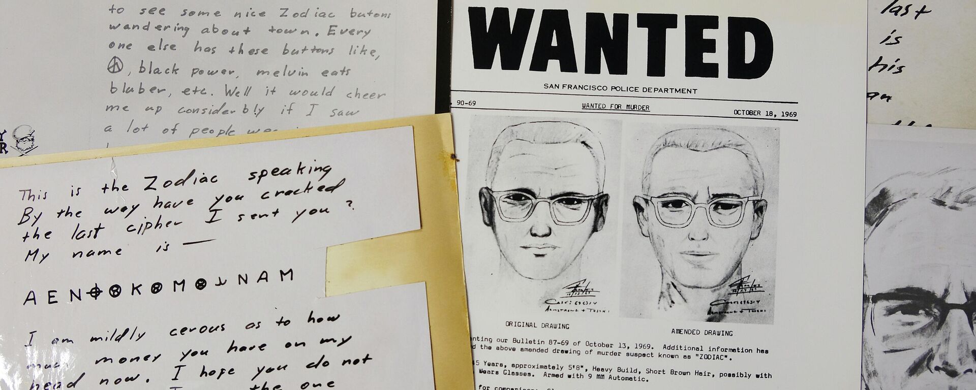 FILE - In this May 3, 2018, file photo, a San Francisco Police Department wanted bulletin and copies of letters sent to the San Francisco Chronicle by a man who called himself Zodiac are displayed in San Francisco. A coded letter mailed to a San Francisco newspaper by the Zodiac serial killer in 1969 has been deciphered by a team of amateur sleuths from the United States, Australia and Belgium, the San Francisco Chronicle reported Friday, Dec. 11, 2020. (AP Photo/Eric Risberg, File) - Sputnik International, 1920, 07.10.2021