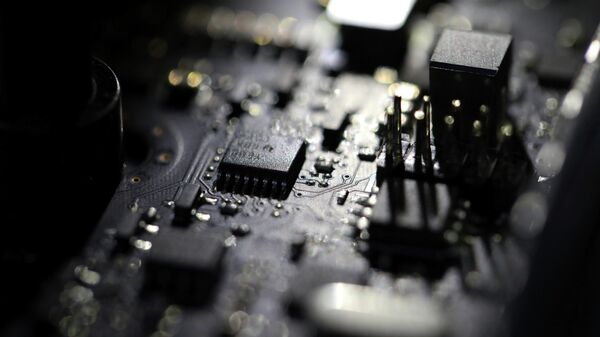 This Feb 23, 2019, file photo shows the inside of a computer. Three former U.S. intelligence and military operatives have agreed to pay nearly $1.7 million to resolve criminal charges that they provided sophisticated hacking technology to the United Arab Emirates. - Sputnik International