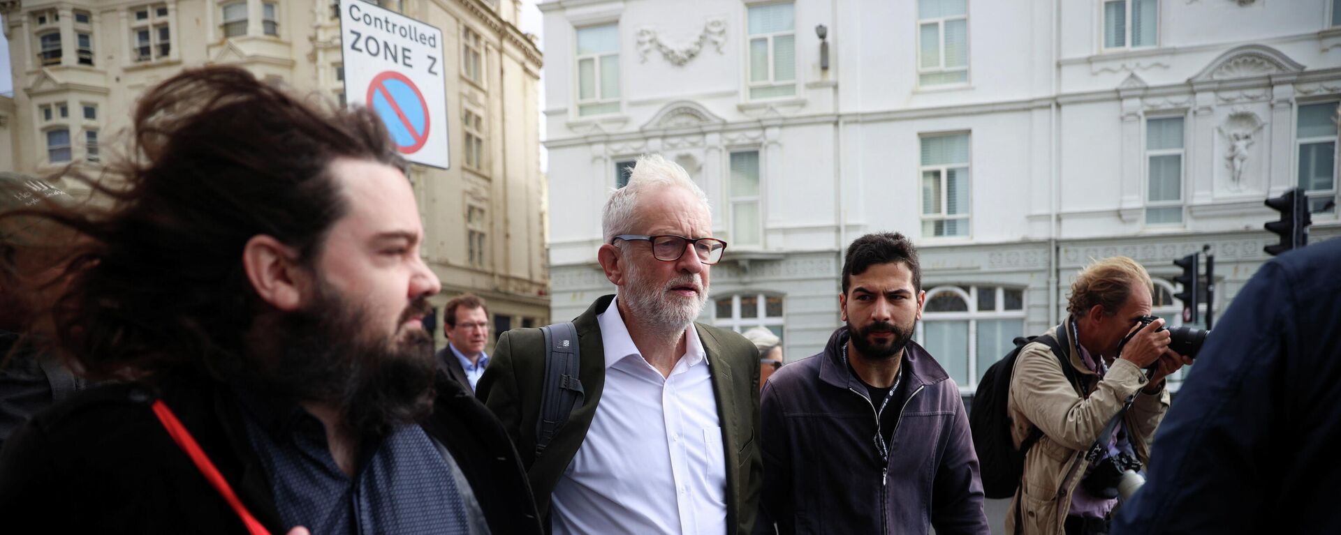 Britain's Labour Party former leader Corbyn arrives at a Fringe event, in Brighton - Sputnik International, 1920, 12.10.2021