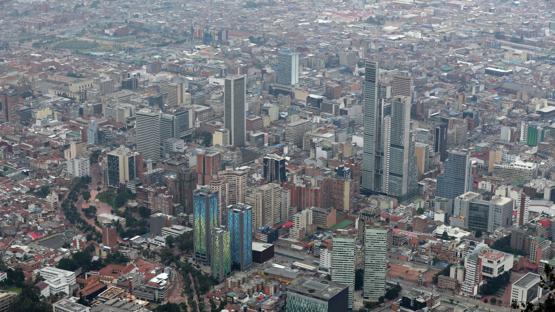 A view of downtown from Monserrate Hill in Bogota, Colombia, Thursday, March 19, 2020. - Sputnik International, 1920, 16.10.2021