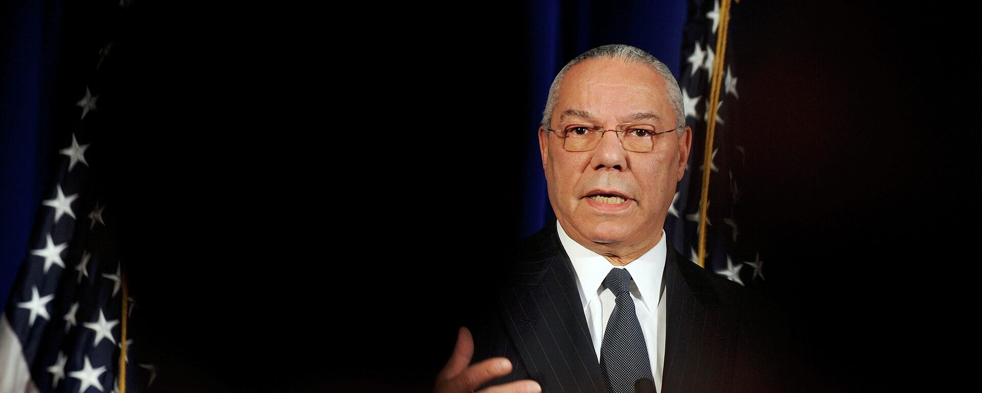 Former U.S. Secretary of State Colin Powell, co-chairman of the Presidential Inaugural Committee for US President-elect Barack Obama, speaks to reporters during a news conference to announce Obama's Renew America Together volunteer initiative, in Washington January 9, 2009/File Photo - Sputnik International, 1920, 18.10.2021