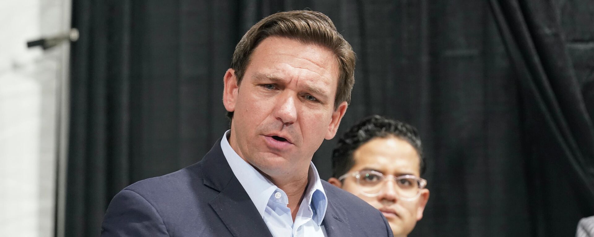 Florida Governor Ron DeSantis speaks at the opening of a monoclonal antibody site Wednesday, Aug. 18, 2021, in Pembroke Pines, Fla.  - Sputnik International, 1920, 22.10.2021