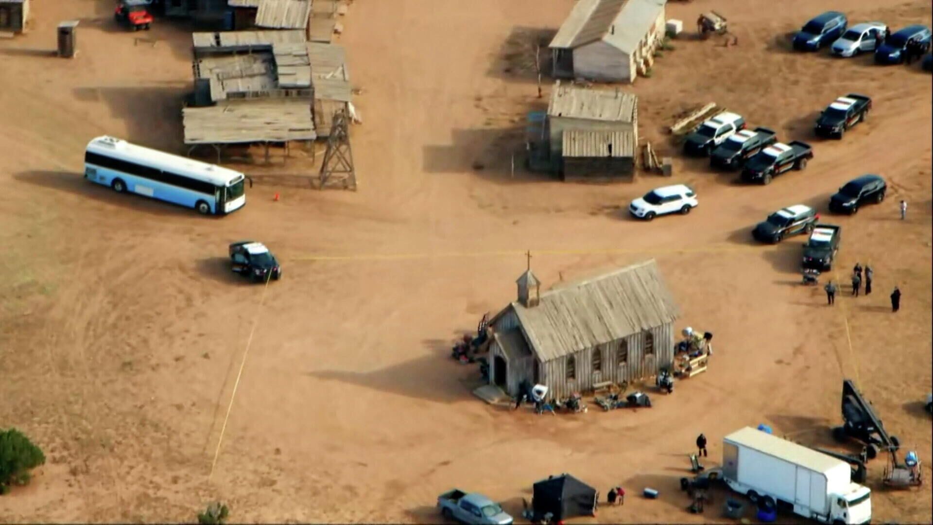 An aerial view of the film set on Bonanza Creek Ranch where Hollywood actor Alec Baldwin fatally shot cinematographer Halyna Hutchins and wounded a director when he discharged a prop gun on the movie set of the film Rust in Santa Fe, New Mexico, U.S., in this frame grab taken from October 21, 2021 television footage. Footage taken October 21, 2021.  - Sputnik International, 1920, 04.11.2021