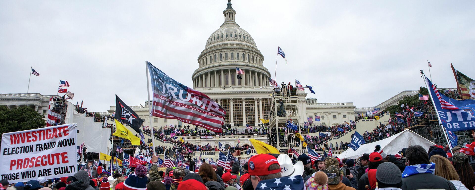 In this Jan. 6, 2021, file photo insurrections loyal to President Donald Trump rally at the U.S. Capitol in Washington. U.S. - Sputnik International, 1920, 11.01.2022