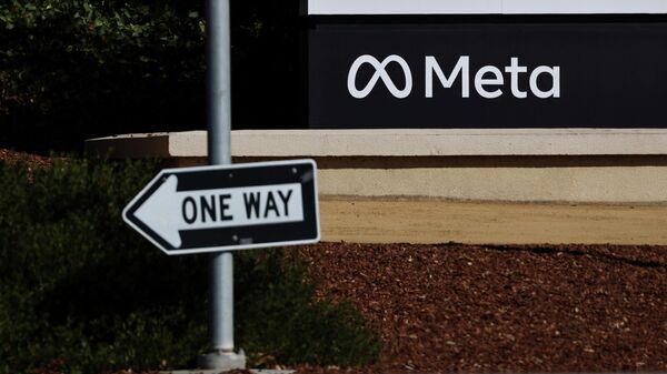 A sign of Meta, the new name for the company formerly known as Facebook, is seen at its headquarters in Menlo Park, California, U.S. October 28, 2021 - Sputnik International