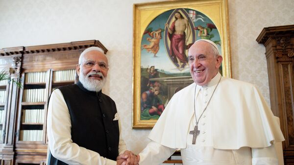 Pope Francis meets with India's Prime Minister Modi at the Vatican. October 30, 2021.  - Sputnik International