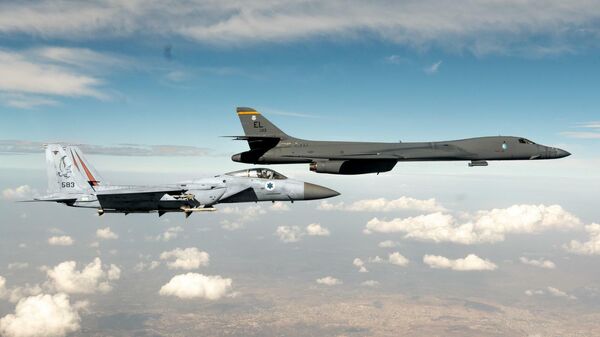IDF says F-15 fighter jets escorted a US B-1 bomber over Israel's skies towards the Gulf on October 30, 2021. - Sputnik International