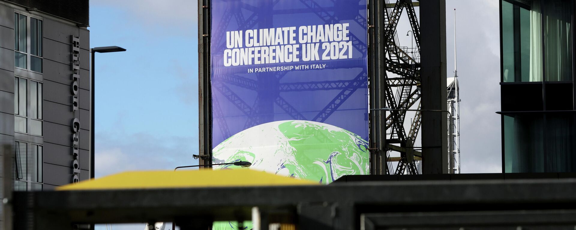 A banner advertising the UN Climate Change Conference (COP26) - Sputnik International, 1920, 03.11.2021