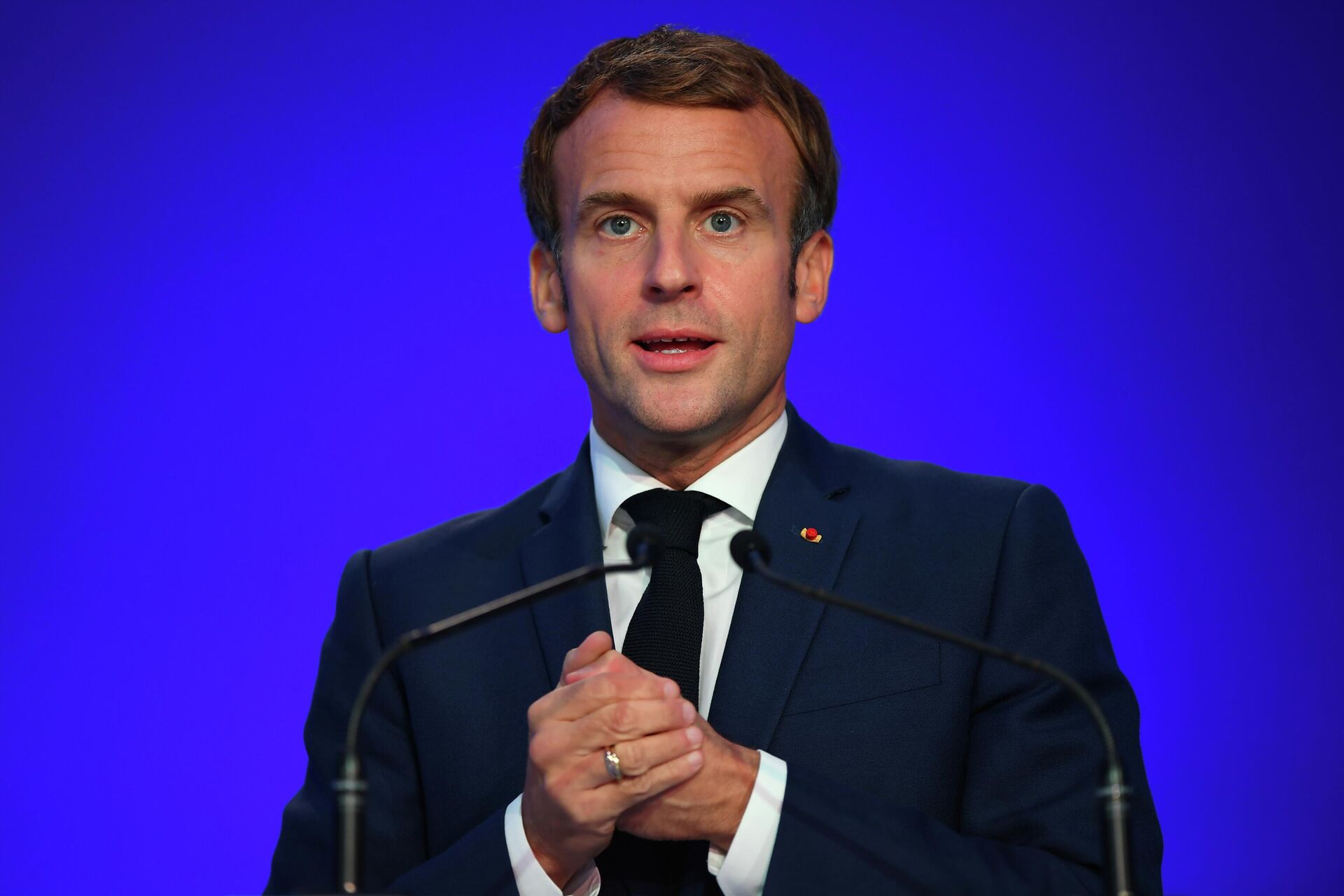 France's President Emmanuel Macron presents his national statement as a part of the World Leaders' Summit at the UN Climate Change Conference (COP26) in Glasgow, Scotland, Britain November 1, 2021 - Sputnik International, 1920, 02.12.2021