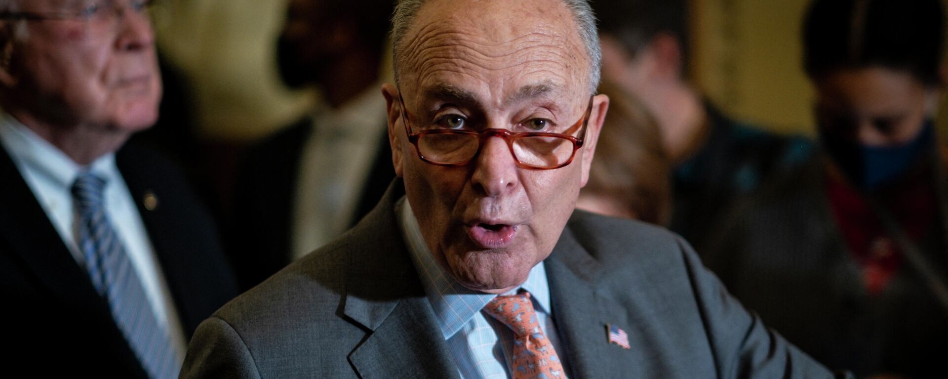 Senate Majority Leader Chuck Schumer (D-NY) speaks during a press availability following the democratic caucus luncheon at the United States Capitol on November 2, 2021 in Washington, DC.   - Sputnik International, 1920, 02.02.2024