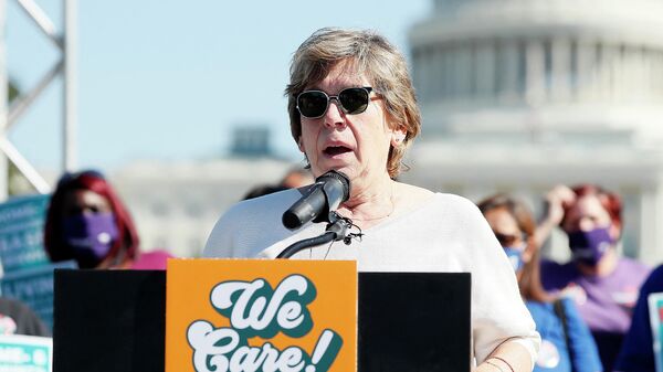 Randi Weingarten, president of the American Federation of Teachers, along with members of Congress, parents and caregiving advocates hold a press conference supporting Build Back Better investments in home care, childcare, paid leave and expanded CTC payments in front of the U.S. Capitol Building on October 21, 2021 in Washington, DC.    - Sputnik International