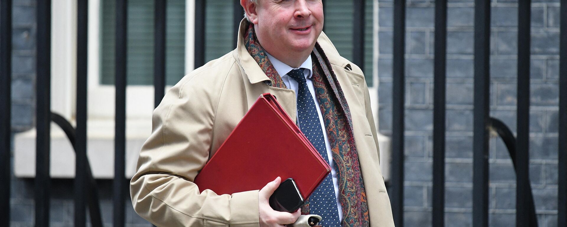 Britain's Attorney General Geoffrey Cox leaves after a meeting of the cabinet at 10 Downing Street in London on February 11, 2020. - Sputnik International, 1920, 10.11.2021