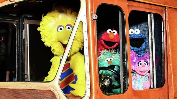 Sesame Street Characters (L-R) Big Bird, Elmo, Cookie Monster, and Abby Cadabby attend HBO Premiere of Sesame Street's The Magical Wand Chase at the Metrograph on November 9, 2017 in New York City.   Slaven Vlasic/Getty Images for HBO/AFP (Photo by Slaven Vlasic / GETTY IMAGES NORTH AMERICA / Getty Images via AFP) - Sputnik International