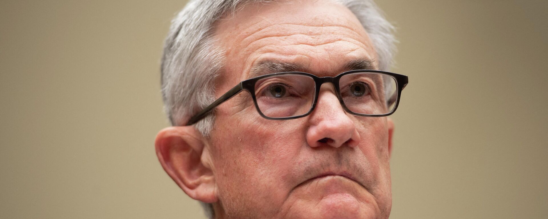 In this file photo taken on June 22, 2021 Federal Reserve Board Chairman Jerome Powell testifies on the Federal Reserve's response to the coronavirus pandemic during a House Oversight and Reform Select Subcommittee hearing on Capitol Hill in Washington, DC.  - Sputnik International, 1920, 13.06.2023