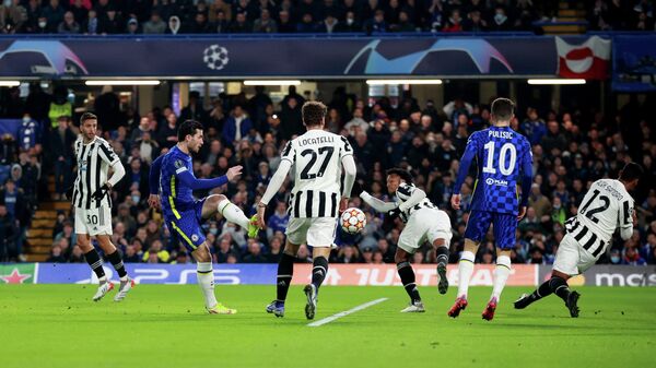 Soccer Football - Champions League - Group H - Chelsea v Juventus - Stamford Bridge, London, Britain - November 23, 2021 Chelsea's Ben Chilwell shoots at goal  - Sputnik International
