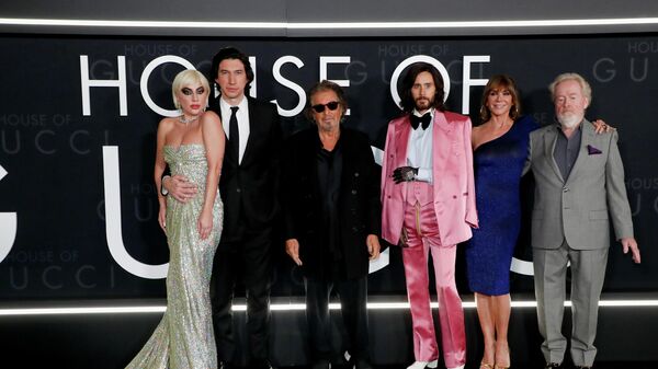Cast members Lady Gaga, Adam Driver, Al Pacino and Jared Leto pose with director Ridley Scott and his wife, producer Giannina Facio during the premiere of the film House of Gucci, in Los Angeles, California, U.S., November 18, 2021.  - Sputnik International