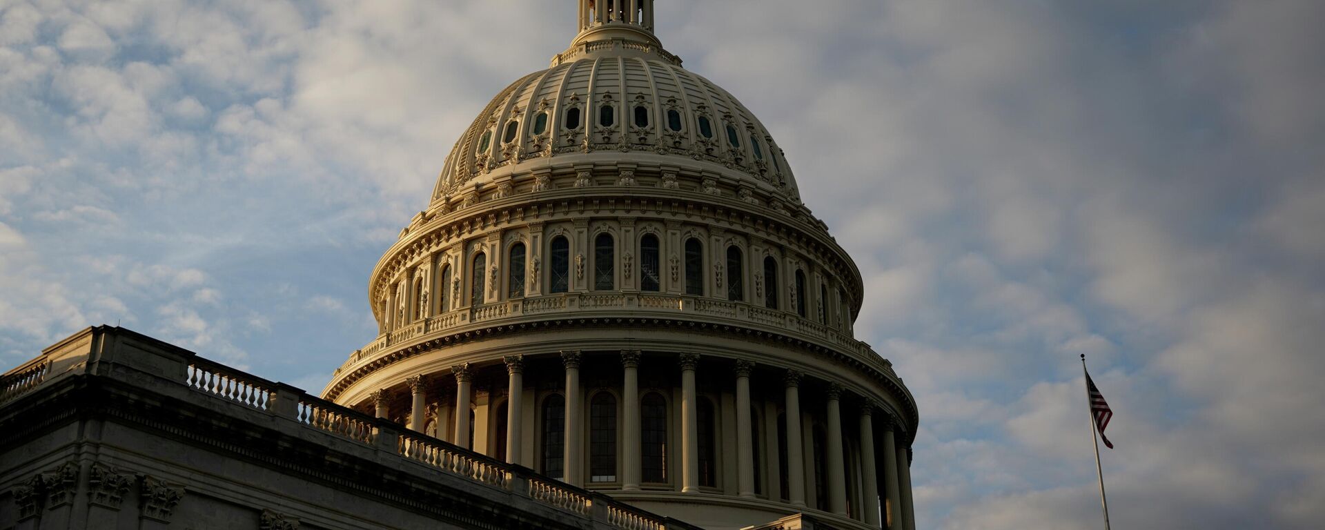 The U.S. Capitol building is seen in Washington, U.S., November 16, 2021 - Sputnik International, 1920, 24.12.2021
