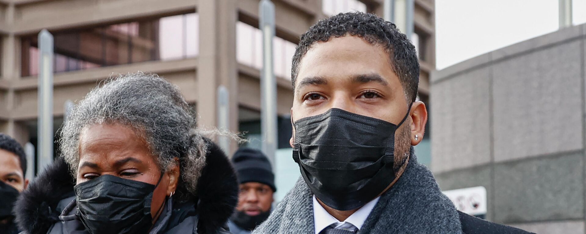 Jussie Smollett leaves the Leighton Criminal Court Building after his trial on disorderly conduct charges on December 7 2021 in Chicago, Illinois. - Sputnik International, 1920, 08.12.2021