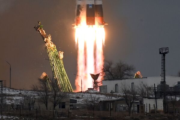 The Soyuz MS-20 spacecraft carrying the crew of Russian cosmonaut Alexander Misurkin, Japanese billionaire Yusaku Maezawa and his production assistant Yozo Hirano blasts off to the International Space Station (ISS) from the Moscow-leased Baikonur cosmodrome in Kazakhstan on 8 December 2021. - Sputnik International