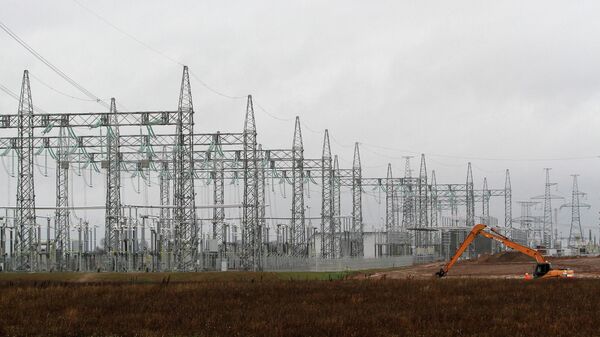 LitPol Link HVDC back-to-back converter station and  power line to Poland – LitPol Link is pictured in Alytus on November 19, 2015. Lithuania will soon begin importing electricity from fellow EU states Poland and Sweden to reduce the Baltic region's dependence on Russia - Sputnik International