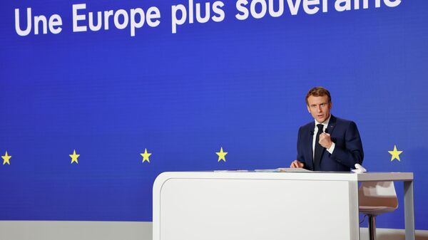 French President Emmanuel Macron delivers a speech during a press conference on France assuming EU presidency, in Paris, France, December 9, 2021.  - Sputnik International