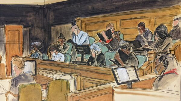 This courtroom sketch shows jurors seated according to COVID-19 health mandate, during the Ghislaine Maxwell sex abuse trial in New York, Thursday Dec. 9, 2021 - Sputnik International