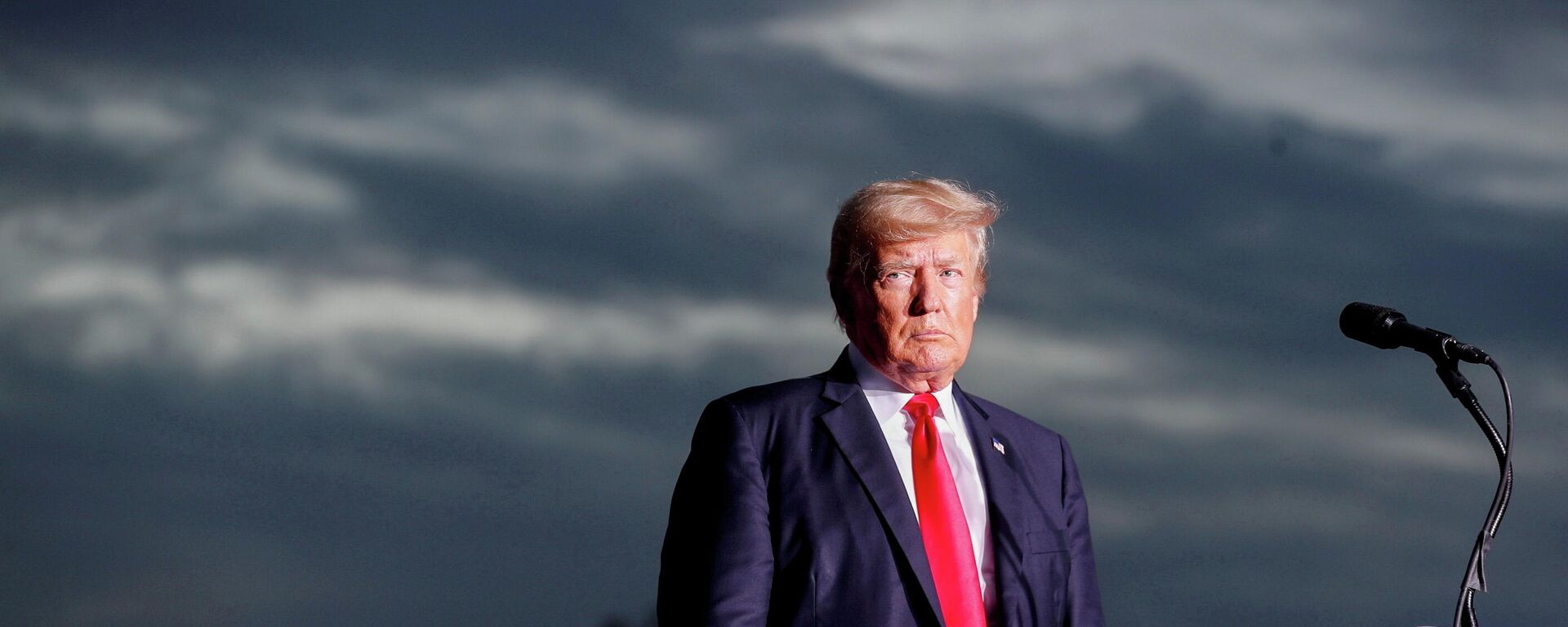 Former President Donald Trump speaks to his supporters during the Save America Rally at the Sarasota Fairgrounds in Sarasota, Florida, U.S. July 3, 2021. - Sputnik International, 1920, 10.12.2021