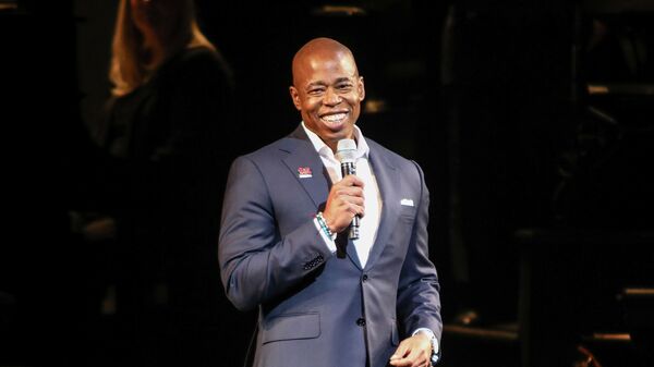 New York City Mayor-elect Eric Adams appears on stage during the 25th anniversary of the Broadway musical Chicago at the Ambassador Theatre on Tuesday, Nov. 16, 2021, in New York. - Sputnik International