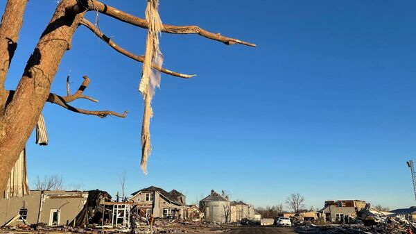 A view of a ravaged town in Kentucky after powerful tornadoes crossed through the state. - Sputnik International