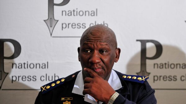 South African police minister Bheki Cele at press conference on crime at World Cup 2010-06-29  - Sputnik International